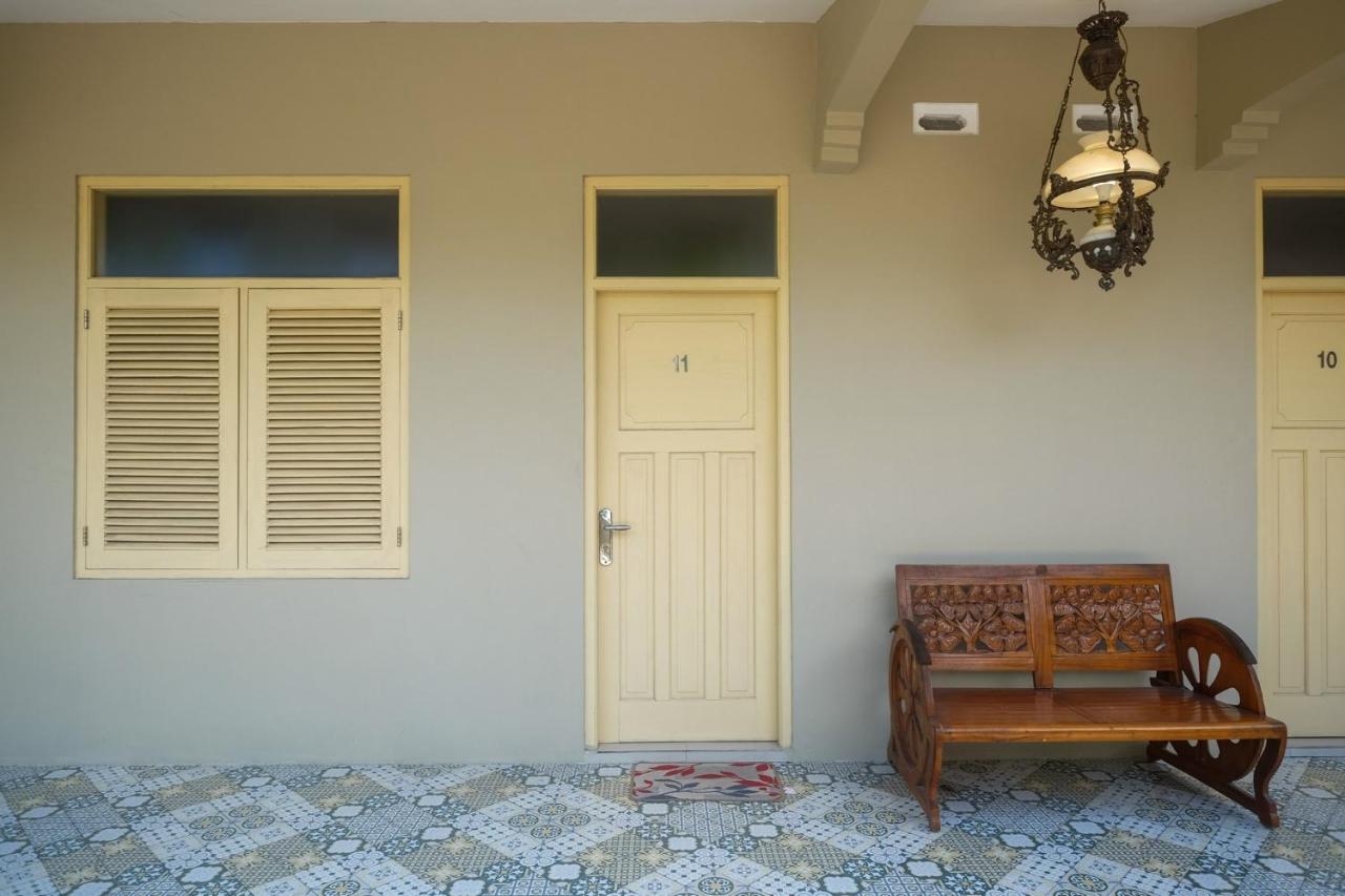ホテル Reddoorz Near Umy Yogyakarta Ngabean エクステリア 写真